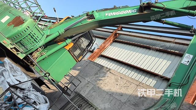 整机右侧（设备外观及核心部件）