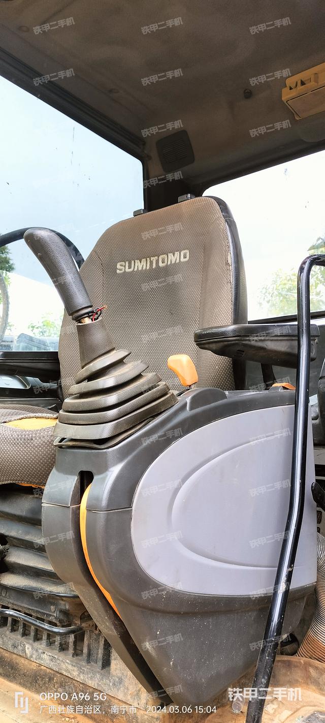 驾驶室整体（整机外观）