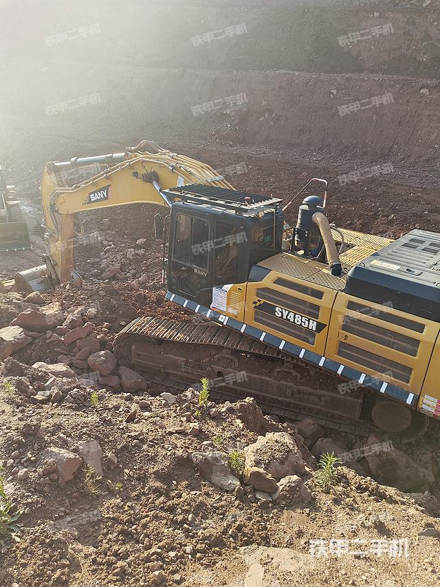 驾驶室整体（整机外观）