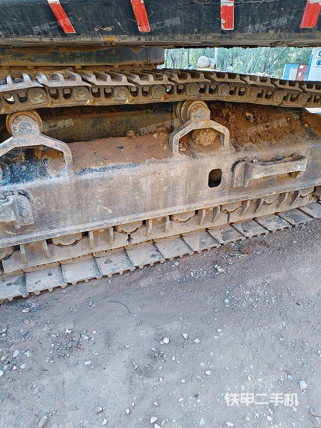 单侧履带整体（整机外观）