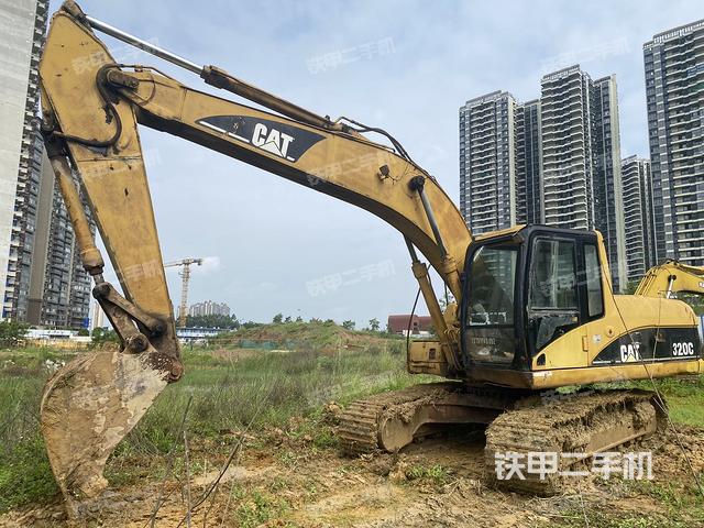 卡特彼勒320C挖掘机