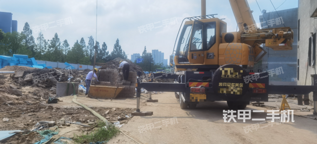 整机右后45°（设备外观及核心部件）