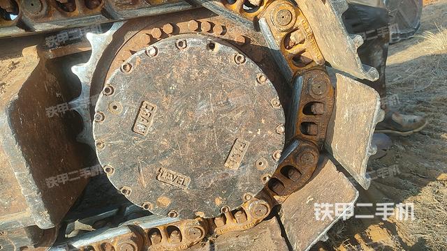 单侧履带整体（整机外观）