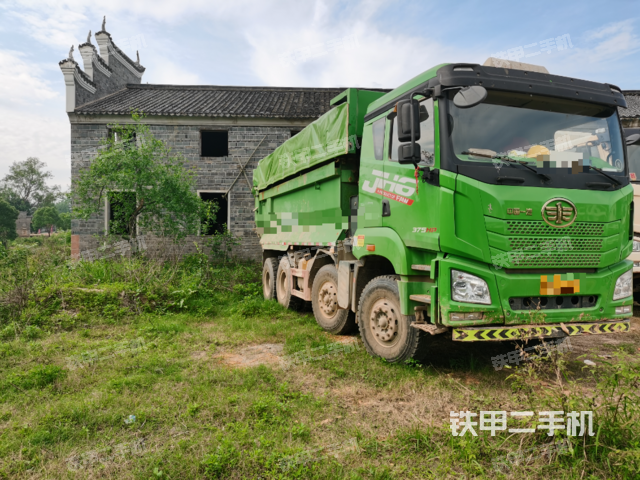 整机右后45°（设备外观及核心部件）