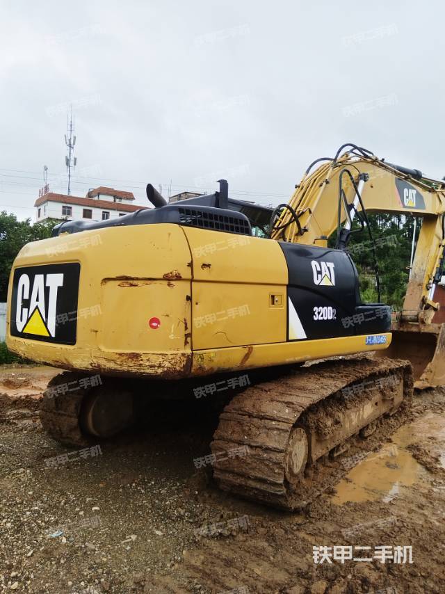 卡特彼勒320D2液压挖掘机
