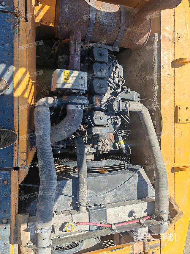 发动机整体俯视（整机外观）