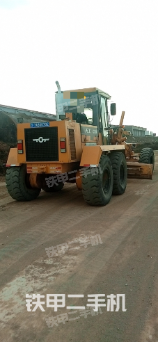 整机右后45°（设备外观及核心部件）