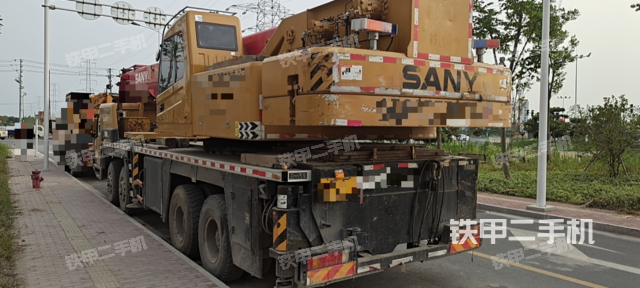 整机右后45°（设备外观及核心部件）