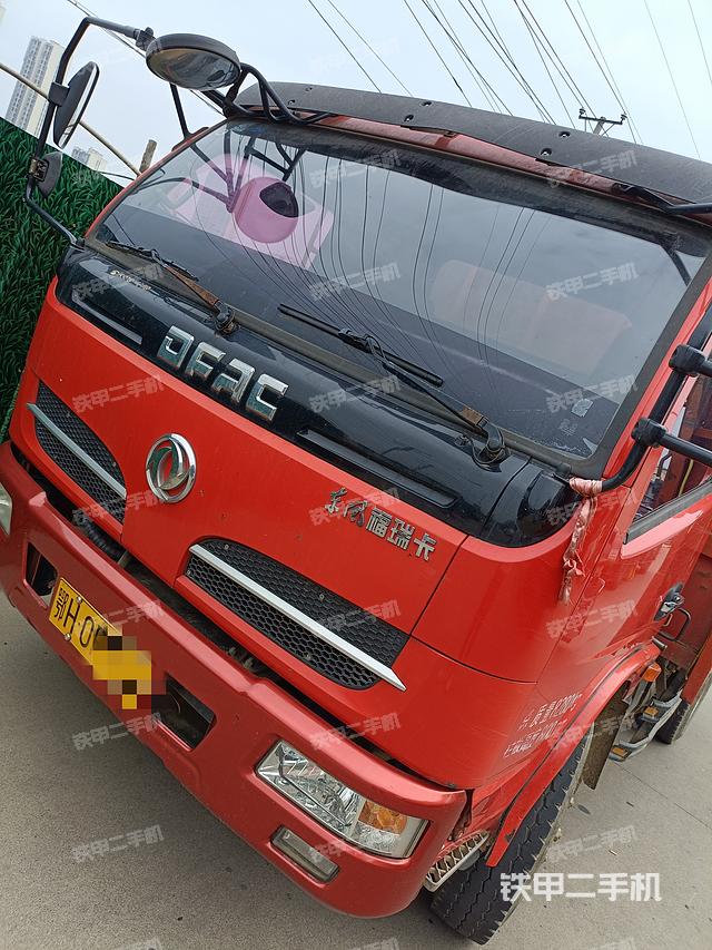 东风4X2工程自卸车