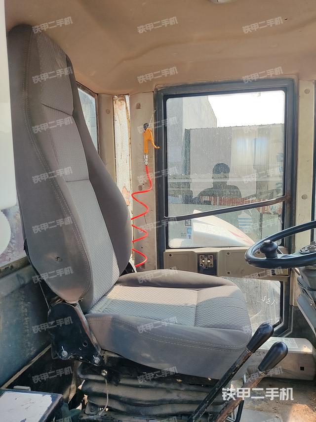 驾驶室操作台（整机外观及大件）