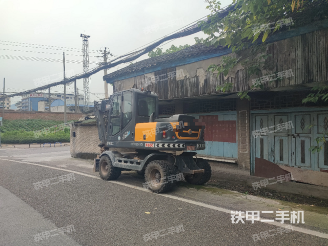 新源B75G4国四挖掘机