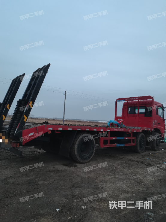 整機(jī)右側(cè)（設(shè)備外觀及核心部件）