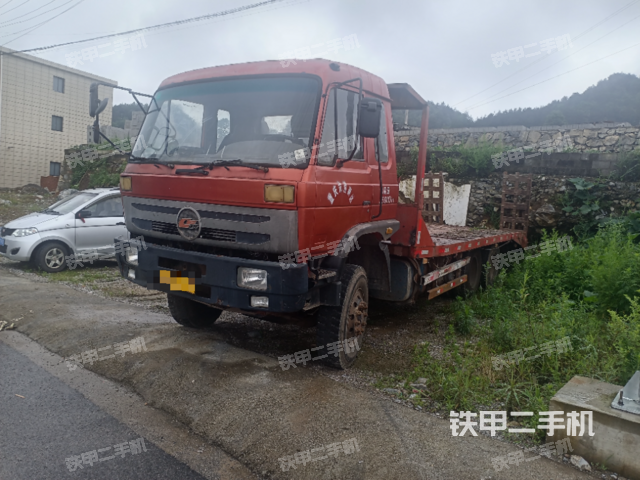 整机右后45°（设备外观及核心部件）