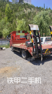 整机右后45°（设备外观及核心部件）