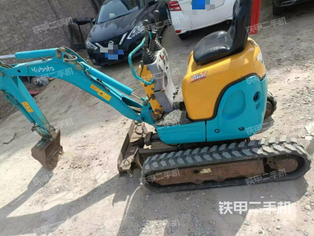 单侧履带整体（整机外观）