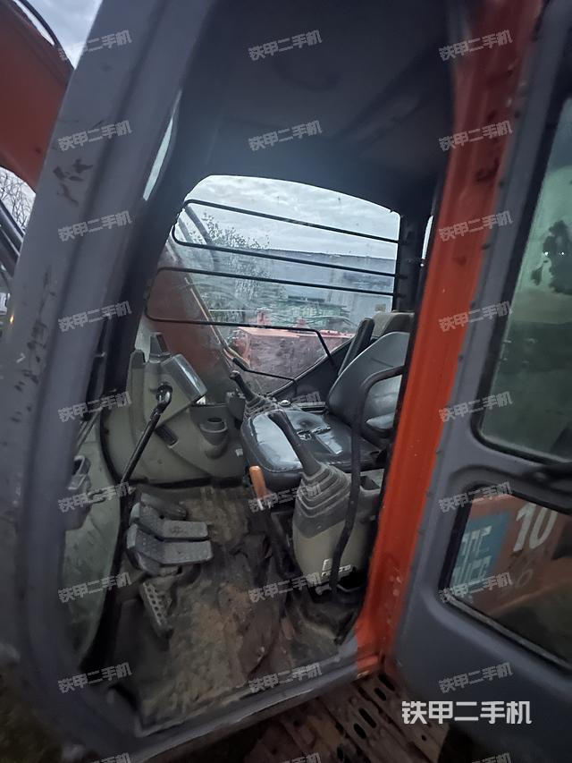 驾驶室整体（整机外观）