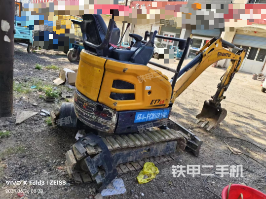 单侧履带整体（整机外观）