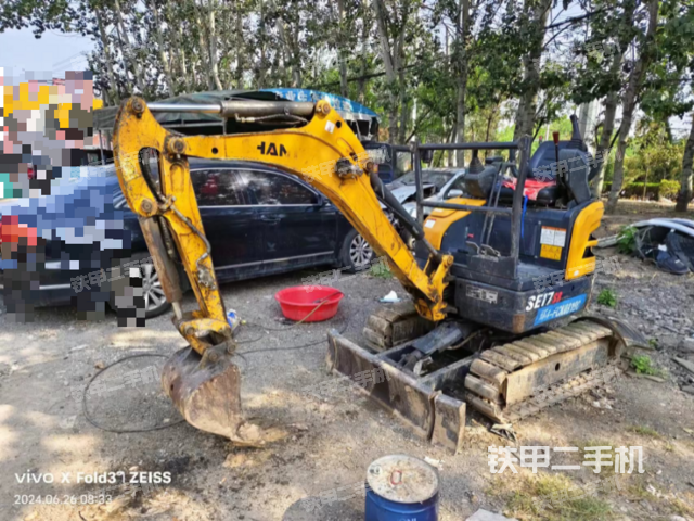 山推挖掘机SE17SR-10国四挖掘机