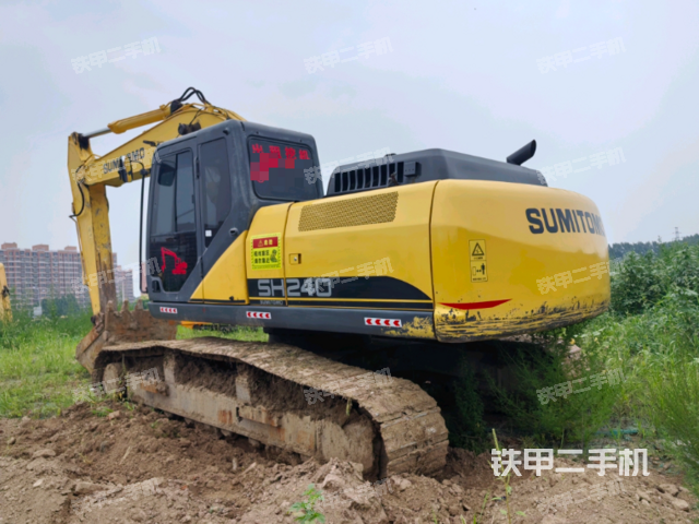 左后45(整機(jī)外觀) 左后45(整機(jī)外觀)