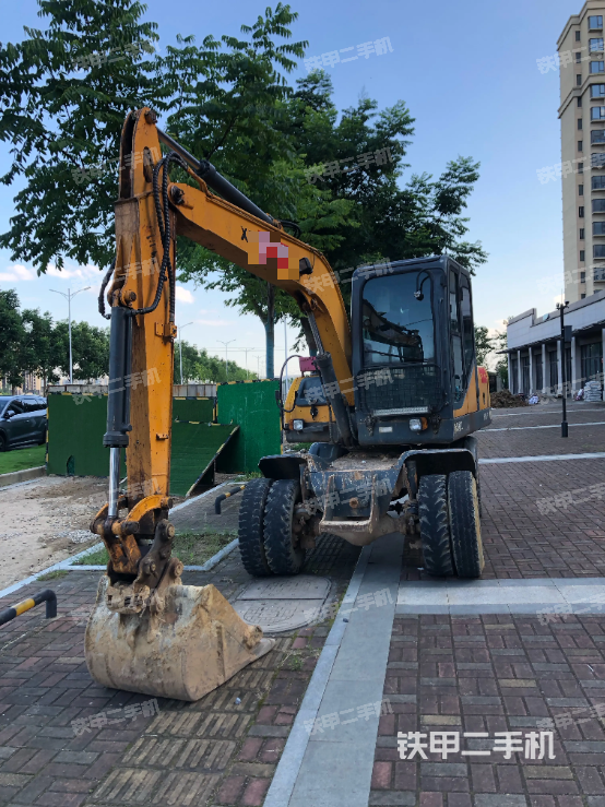 新源XYB75W-9挖掘机