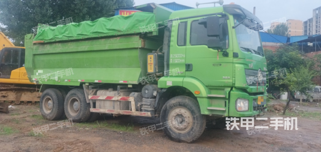 整机右侧（设备外观及核心部件）