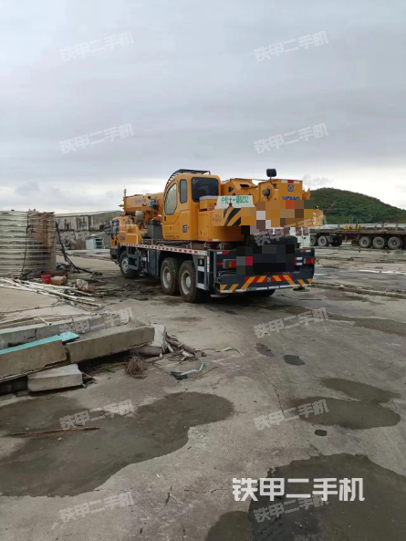 整机右后45°（设备外观及核心部件）