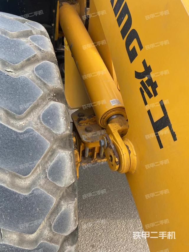 工作装置整体(整机外观及大件) 工作装置整体(整机外观及大件)