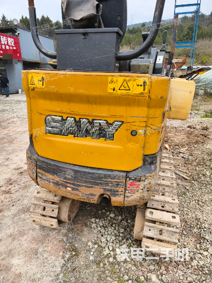 整机右后45°（整机外观）