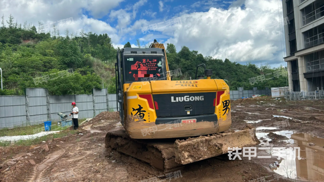 整机右后45°（整机外观）