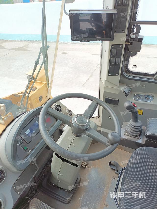 驾驶室工作台（整机外观及大件）