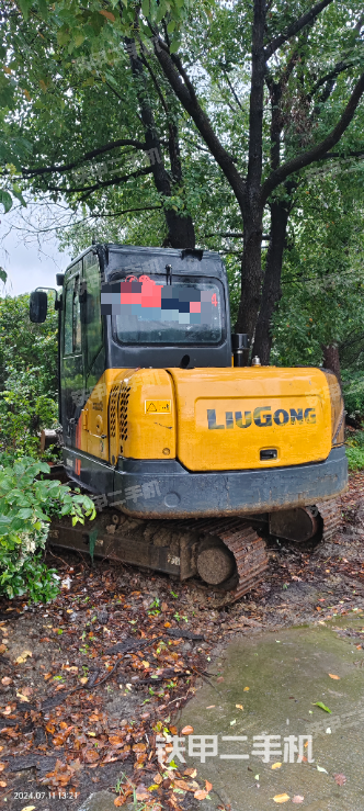 驾驶室顶部（整机外观）