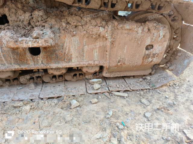 单侧履带整体（整机外观）