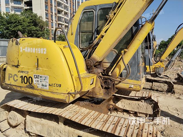 驾驶室顶部（整机外观）