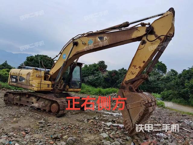 卡特彼勒320B挖掘机