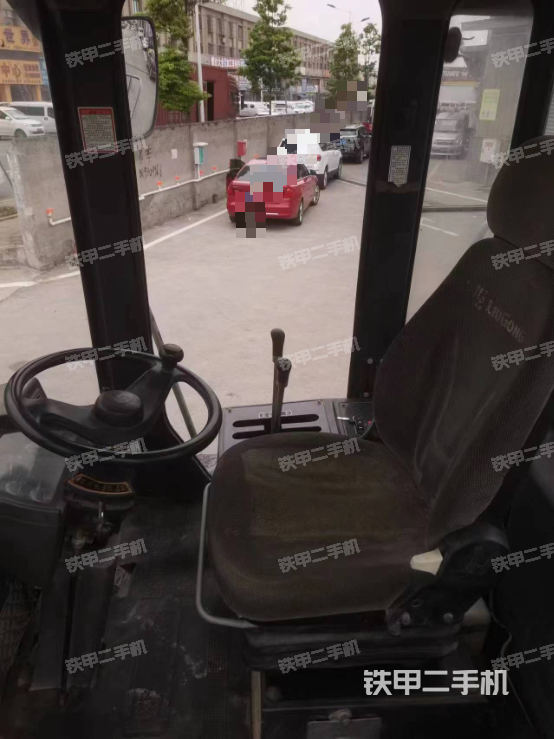 驾驶室工作台（整机外观及大件）