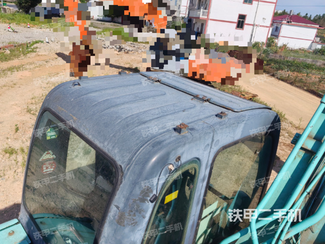 驾驶室整体（整机外观）