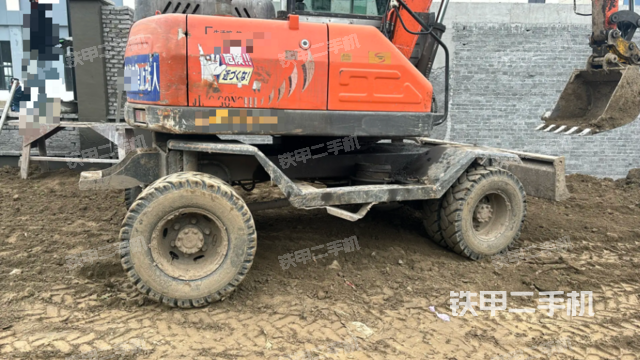 单侧履带整体（整机外观）