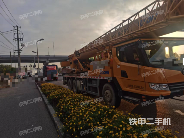 整机右后45°（设备外观及核心部件）