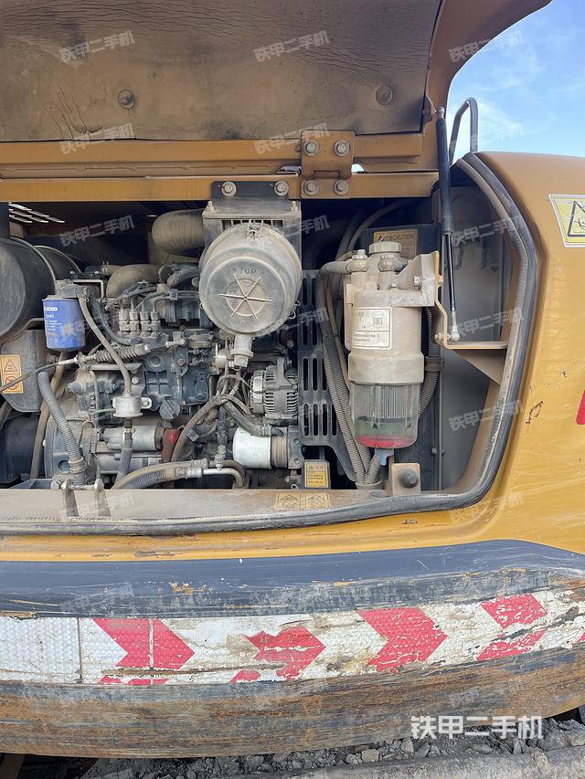 发动机整体俯视（整机外观）