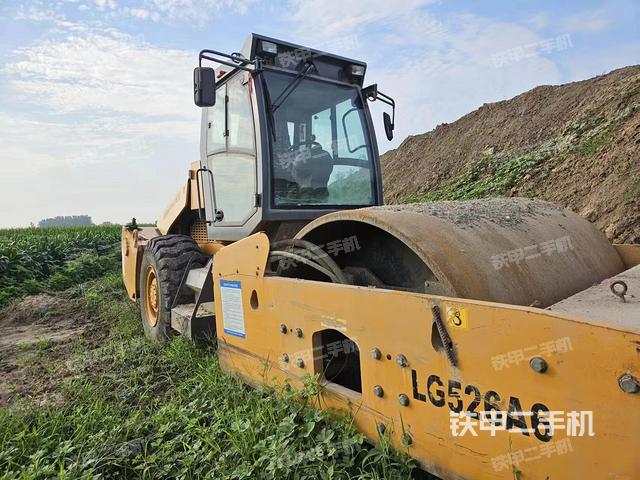 龙工LG526A6压路机