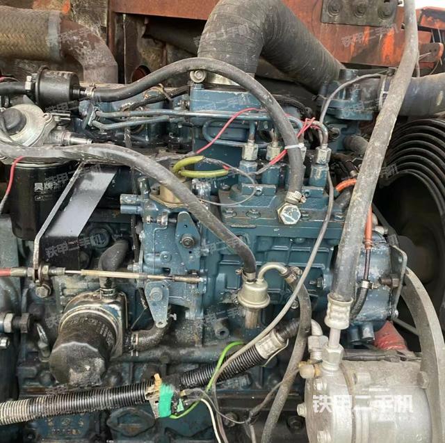 发动机整体俯视（整机外观）