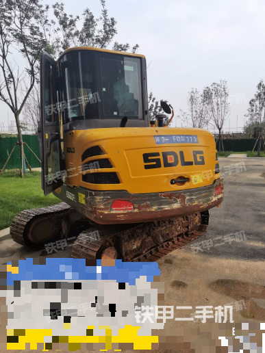 整机右后45°（整机外观）