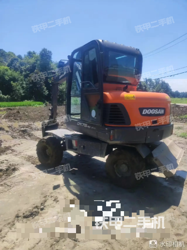 斗山DX60W ECO挖掘机