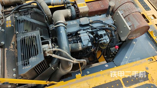 发动机整体俯视（整机外观）