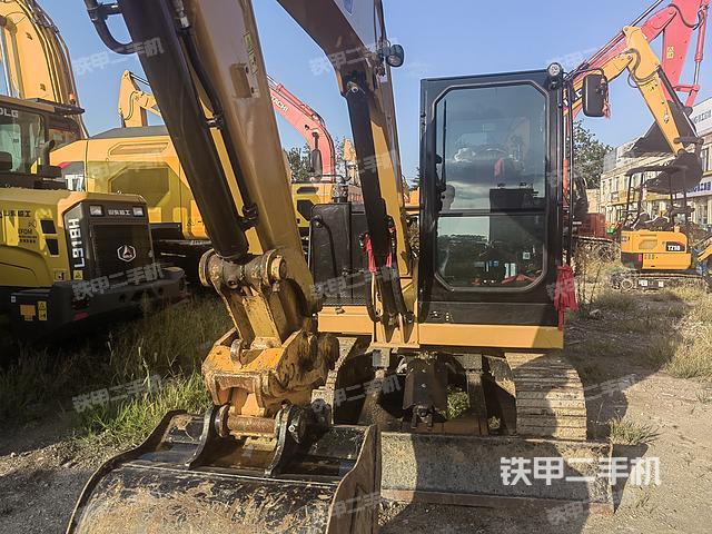 卡特彼勒305.5挖掘机