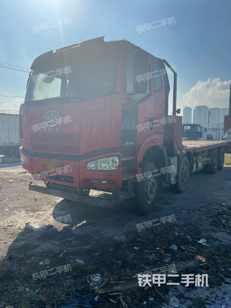 一汽解放8X4平板运输车