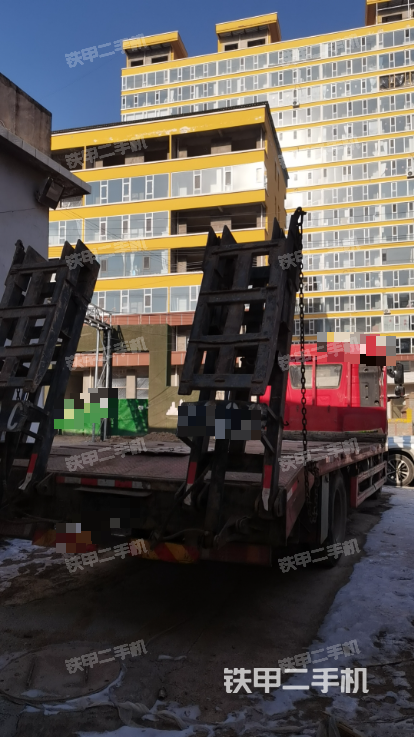 整机右后45°（设备外观及核心部件）