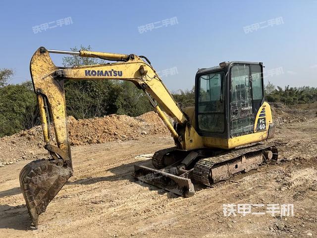 小松PC56-7挖掘机