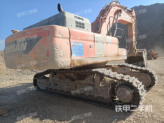 整机右后45°（整机外观）