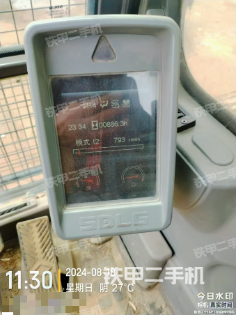 驾驶室整体（整机外观）